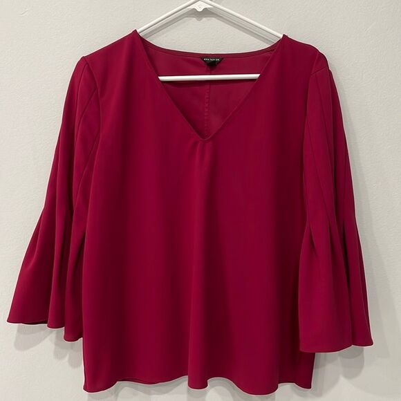 Ann Taylor Women's Magenta Pink Pleated/Bell Sleeve Top Size Medium - Picture 1 of 8